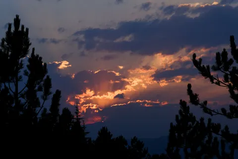 Sunset Silhouette 4K Wallpaper · sunset · 3840×2560