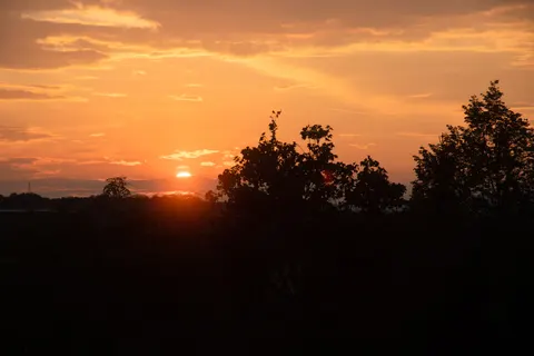 Sunset Silhouette 4K Wallpaper · sunset · 3840×2560