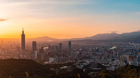 Sunset Mountains 4K Wallpaper · sunset · 3840×2137