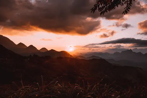 Sunset Mountains 4K Wallpaper · sunset · 3840×2560