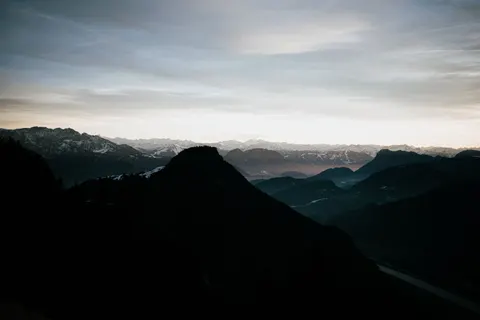 Sunset Mountains 4K Wallpaper · sunset · 3840×2560