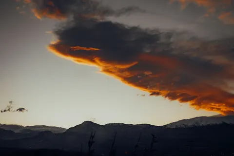 Sunset Mountains 4K Wallpaper · sunset · 3840×2560
