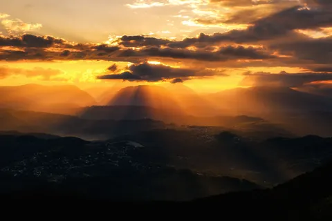 Sunset Mountains 4K Wallpaper · sunset · 3840×2560
