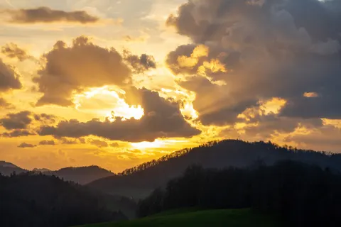 Sunset Mountains 4K Wallpaper · sunset · 3840×2560