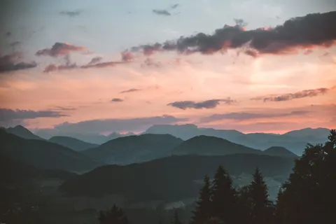 Sunset Mountains 4K Wallpaper · sunset · 3840×2563