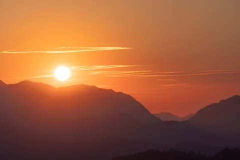Sunset Mountains 4K Wallpaper · sunset · 3840×2561