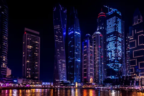 Dubai Skyline 4K Wallpaper · city · 3840×2560