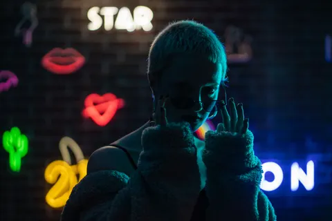 Neon Lights 4K Wallpaper · neon · 3840×2560