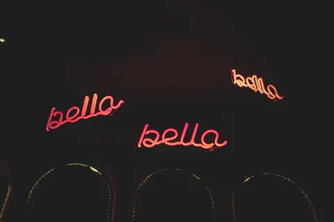 Neon Sign 4K Wallpaper · neon · 3840×2560