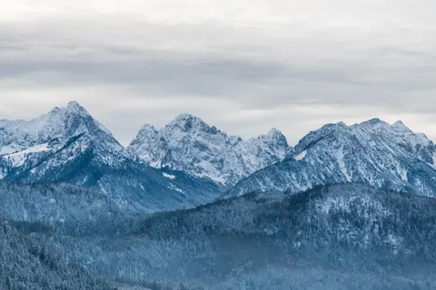 Winter Mountains 4K Wallpaper · winter · 3840×2560