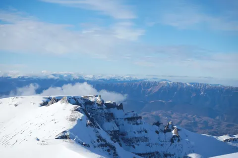 Winter Mountains 4K Wallpaper · winter · 3840×2560