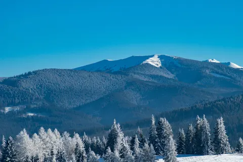 Winterberge 4K Hintergrundbild · winter · 3840×2560