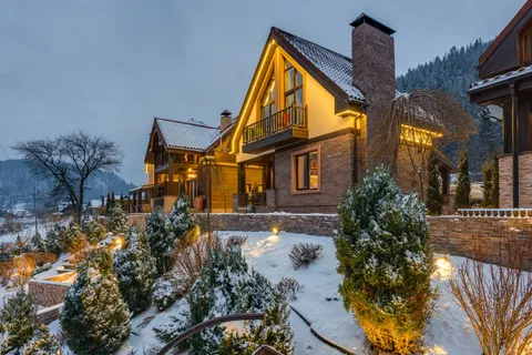 Winter Cabin 4K Wallpaper · winter · 3840×2563