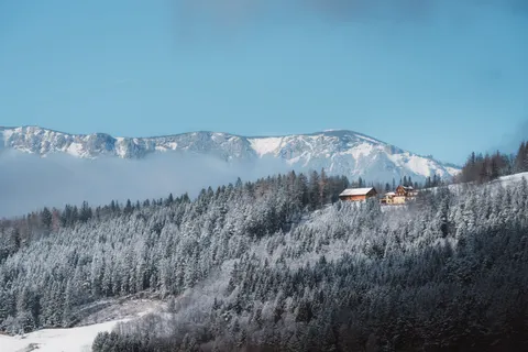 Winter Cabin 4K Wallpaper · winter · 3840×2561