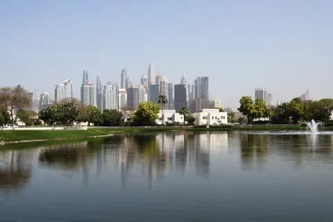 Dubai Skyline 4K Wallpaper · city · 3840×2560
