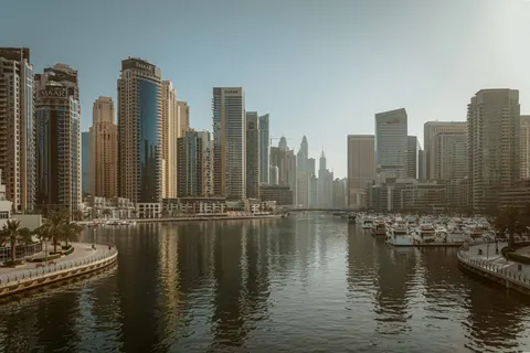 Dubai Skyline 4K Wallpaper · city · 3840×2560
