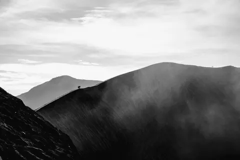 Fondo de pantalla Volcán 4K · nature · 3840×2560