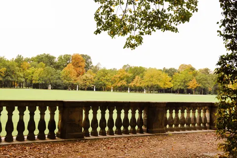 Autumn Park 4K Wallpaper · autumn · 3840×2560