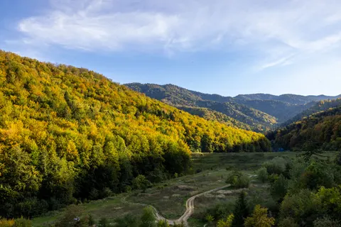 Fond d'écran Montagnes d'automne 4K · autumn · 3840×2561