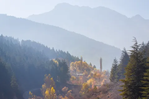 Autumn Mountains 4K Wallpaper · autumn · 3840×2560