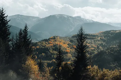 Autumn Mountains 4K Wallpaper · autumn · 3840×2560