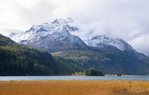 Autumn Mountains 4K Wallpaper · autumn · 3840×2445