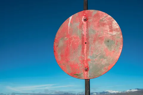 Rusty Metal 4K Wallpaper · textures · 3840×2555