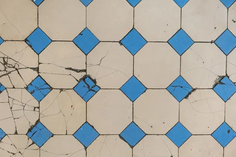 Cracked Paint 4K Wallpaper · textures · 3840×2560