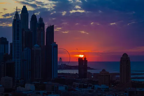 Dubai Skyline 4K Wallpaper · city · 3840×2560