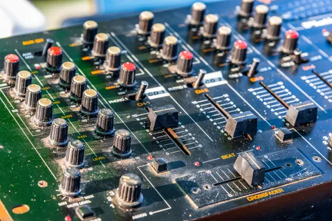 Circuit Board 4K Wallpaper · technology · 3840×2563