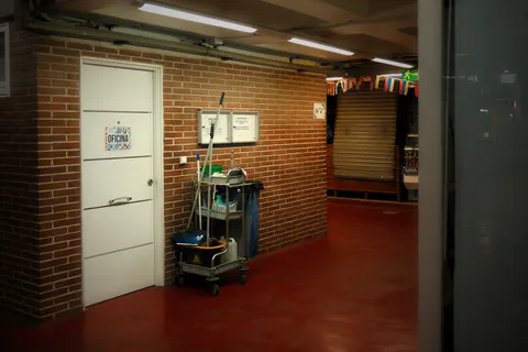 Server Room 4K Wallpaper · technology · 3840×2560