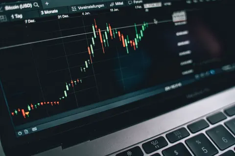 Code Screen 4K Wallpaper · technology · 3840×2560