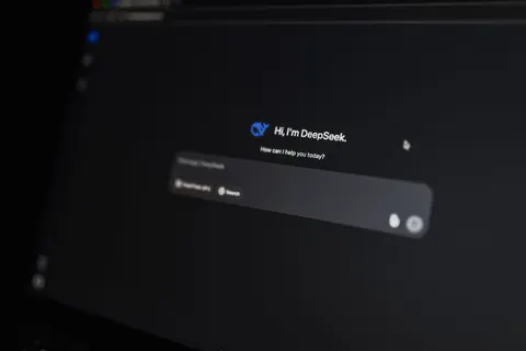 Code Screen 4K Wallpaper · technology · 3840×2560