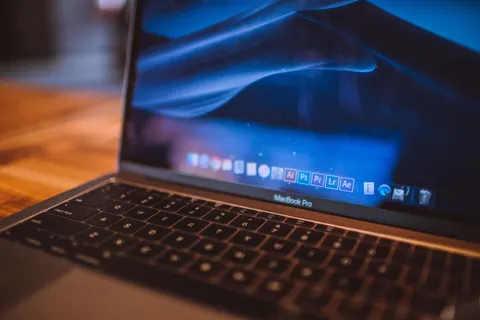 Code Screen 4K Wallpaper · technology · 3840×2560