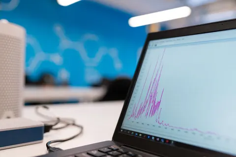 خلفية شاشة برمجة بدقة 4K · technology · 3840×2561