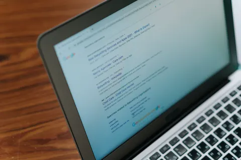 Code Screen 4K Wallpaper · technology · 3840×2560