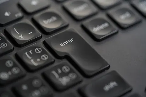 RGB Keyboard 4K Wallpaper · technology · 3840×2560