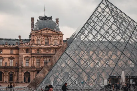 Pyramids 4K Wallpaper · travel · 3840×2560