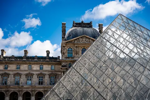 Pyramids 4K Wallpaper · travel · 3840×2560