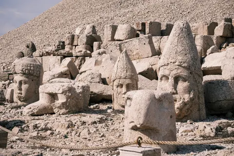 Pyramids 4K Wallpaper · travel · 3840×2560