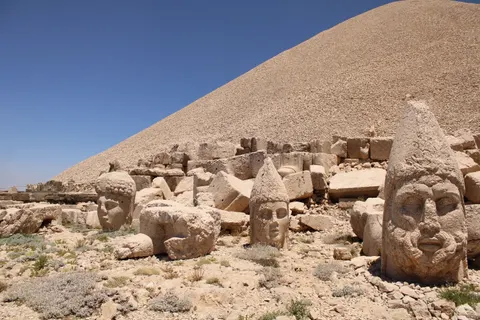 Pyramids 4K Wallpaper · travel · 3840×2560