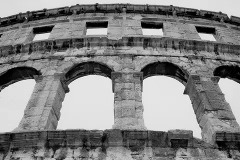 Colosseum 4K Wallpaper · travel · 3840×2560