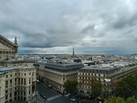 Paris at Night 4K Wallpaper · city · 3840×2880