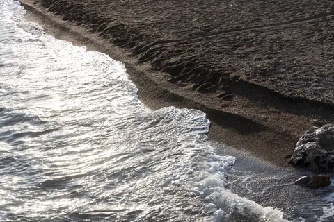 Black Sand Beach 4K Wallpaper · travel · 3840×2561