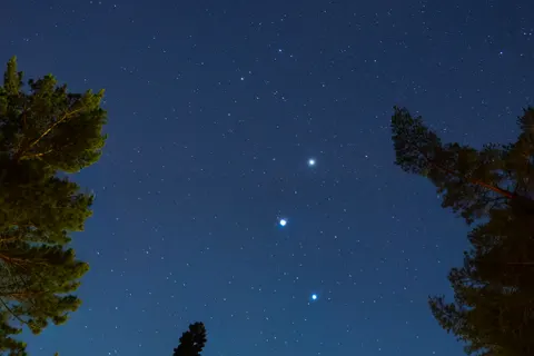 Starlit Silhouette 4K Wallpaper · space · 3840×2560