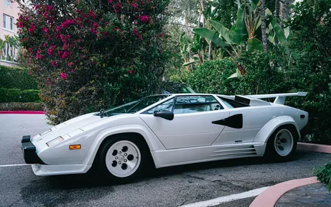 Sports Car 4K Wallpaper · cars · 3840×2400