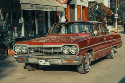 Classic Car 4K Wallpaper · cars · 3840×2560