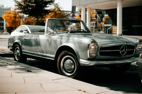 Classic Car 4K Wallpaper · cars · 3840×2560