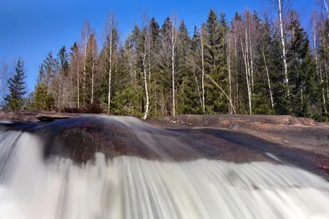 Silky Waterfall 4K Wallpaper · waterfall · 3840×2560
