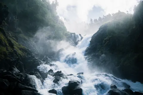 Iceland Falls 4K Wallpaper · waterfall · 3840×2560